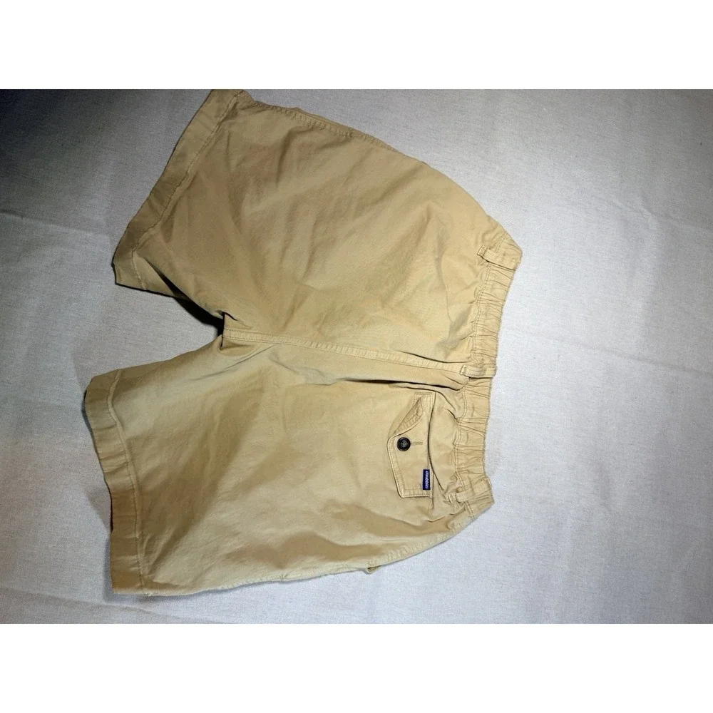 Chubbies Men's Khaki Shorts, Size M, 7 Inseam, Elastic Waist